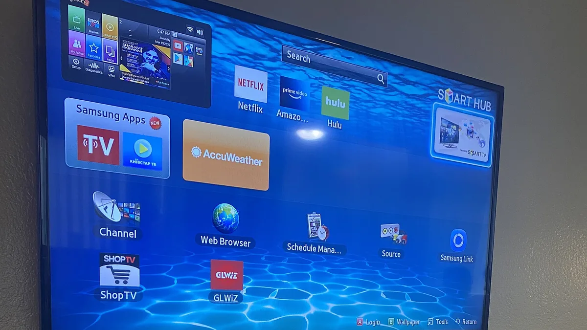 Royal Stream IPTV works on Samsung and LG Smart TV apps